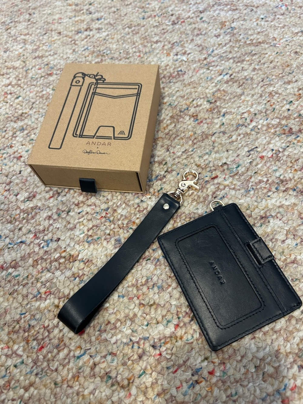 ANDAR Black Leather Wristlet Card & Key Holder